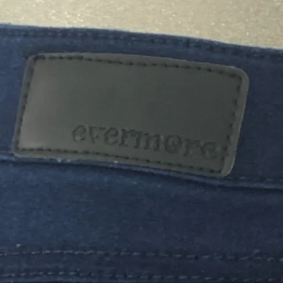 EVERMORE Dark Blue Slime Women’s boot cut Jeans - Picture 11 of 12